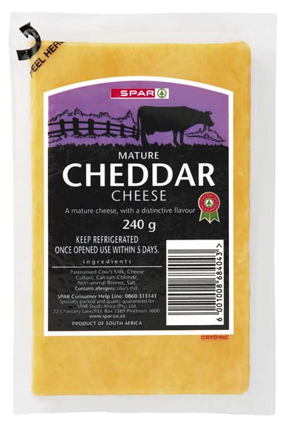 vacuum packed mature cheddar cheese 