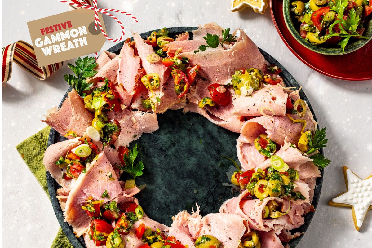 festive gammon wreath