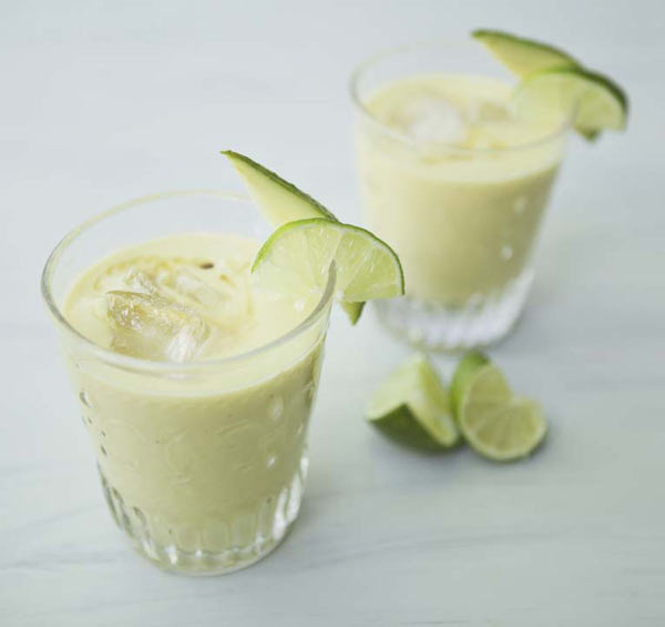 SPAR - Indonesian Avocado and Banana Smoothie Recipe