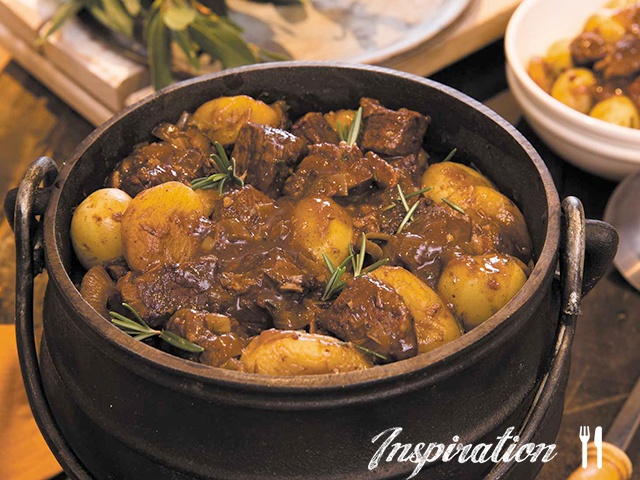 Beef and Balsamic Apricot Potjie