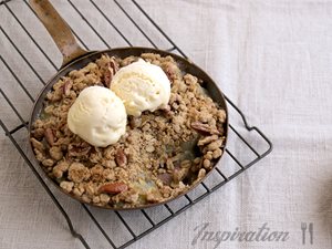 Apple Pecan Ginger Crumble