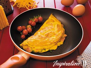 Breakfast Omelette with bacon and cheese 