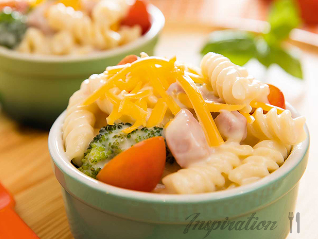 Bacon and Broccoli Pasta Pots