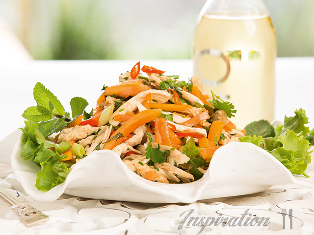 Papaya and Chicken Salad