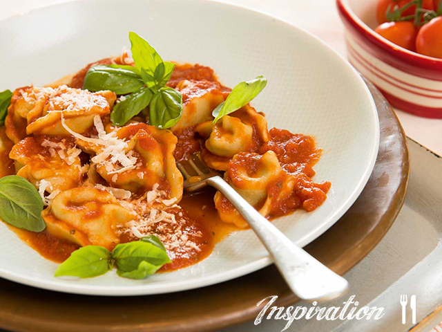 Fresh Pasta with SPAR Tomato and Chilli Pasta Sauce